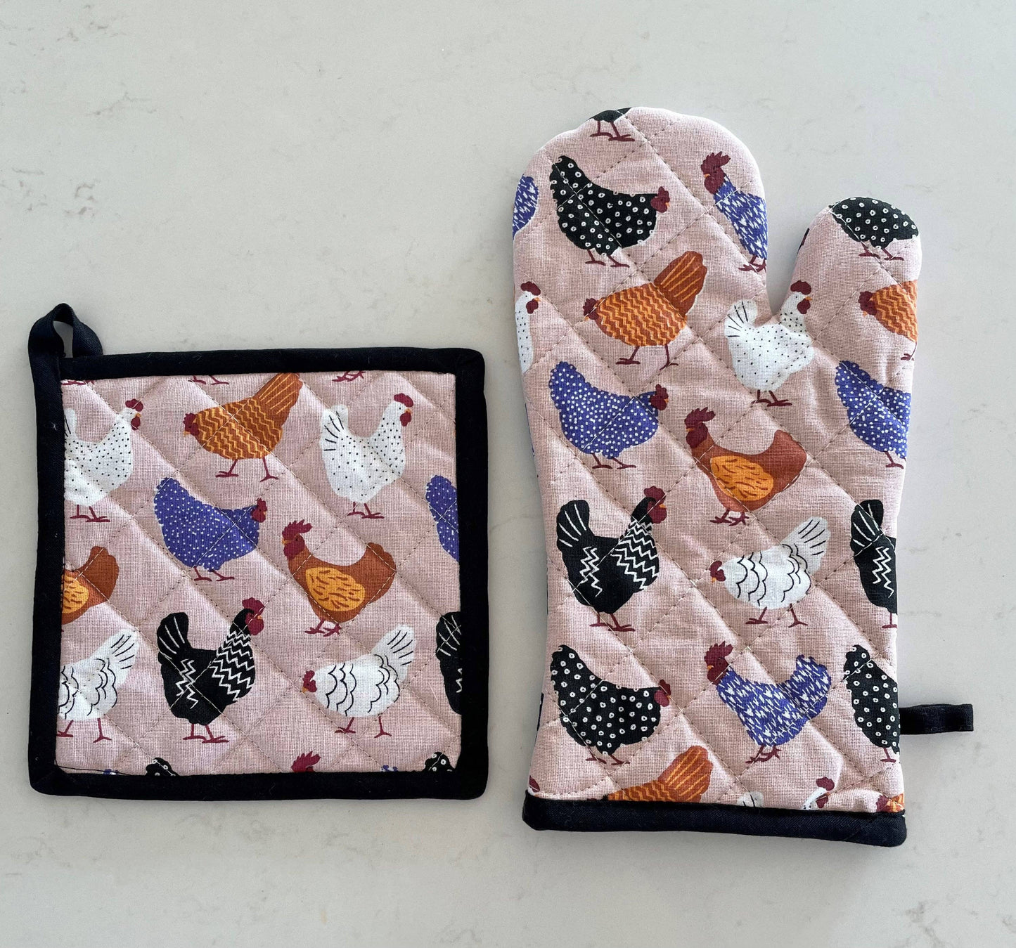 Bright Hens Oven Glove & Pot Holder Set